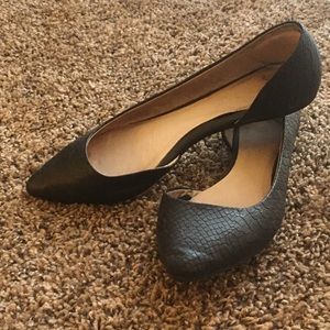 Aldo black flats - size 7.5